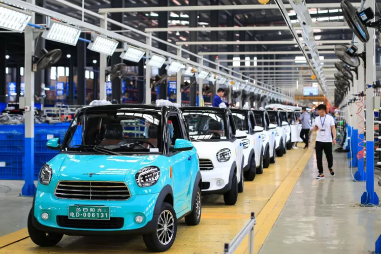 pabrik kendaraan listrik